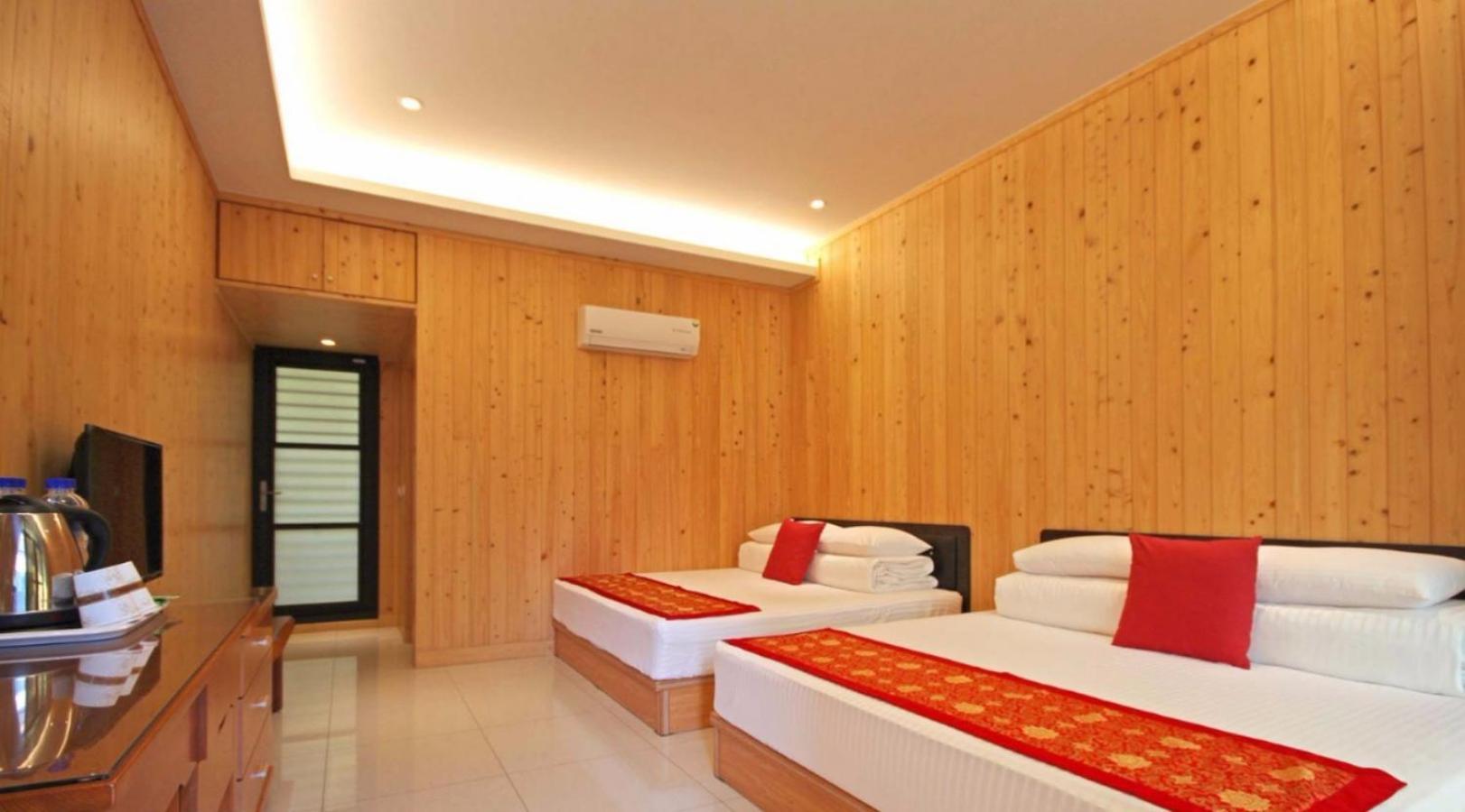 Qian'S Garden Inn Lugu Exterior photo
